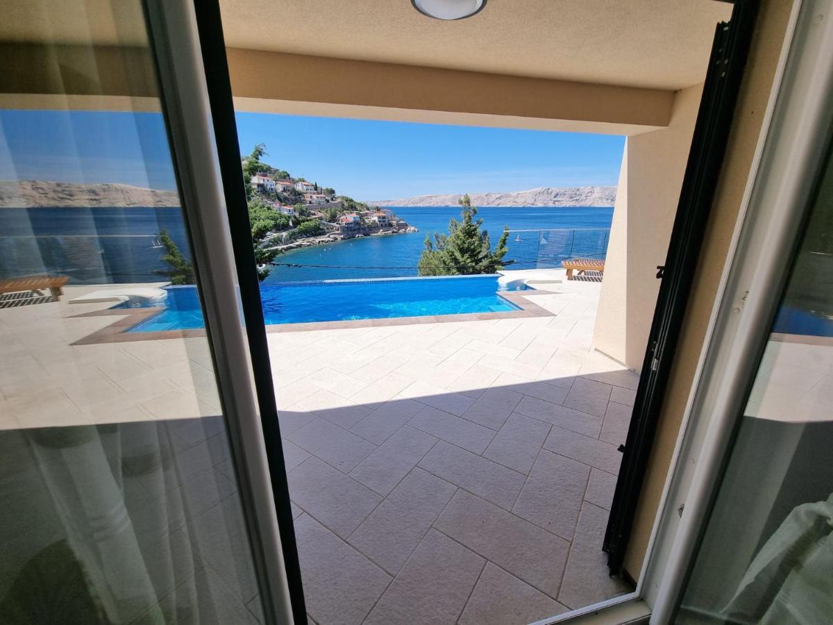 Villa Relax , With Seaview And Two Pools Near Beach Stari Grad Dış mekan fotoğraf